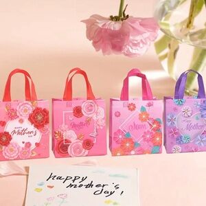 1 Mother's Day Gift Bags